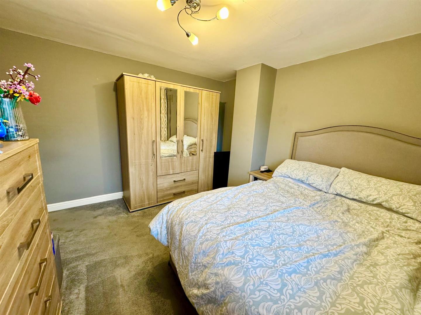 PHOTO-2025-12-10-16-27-46 (20).jpg